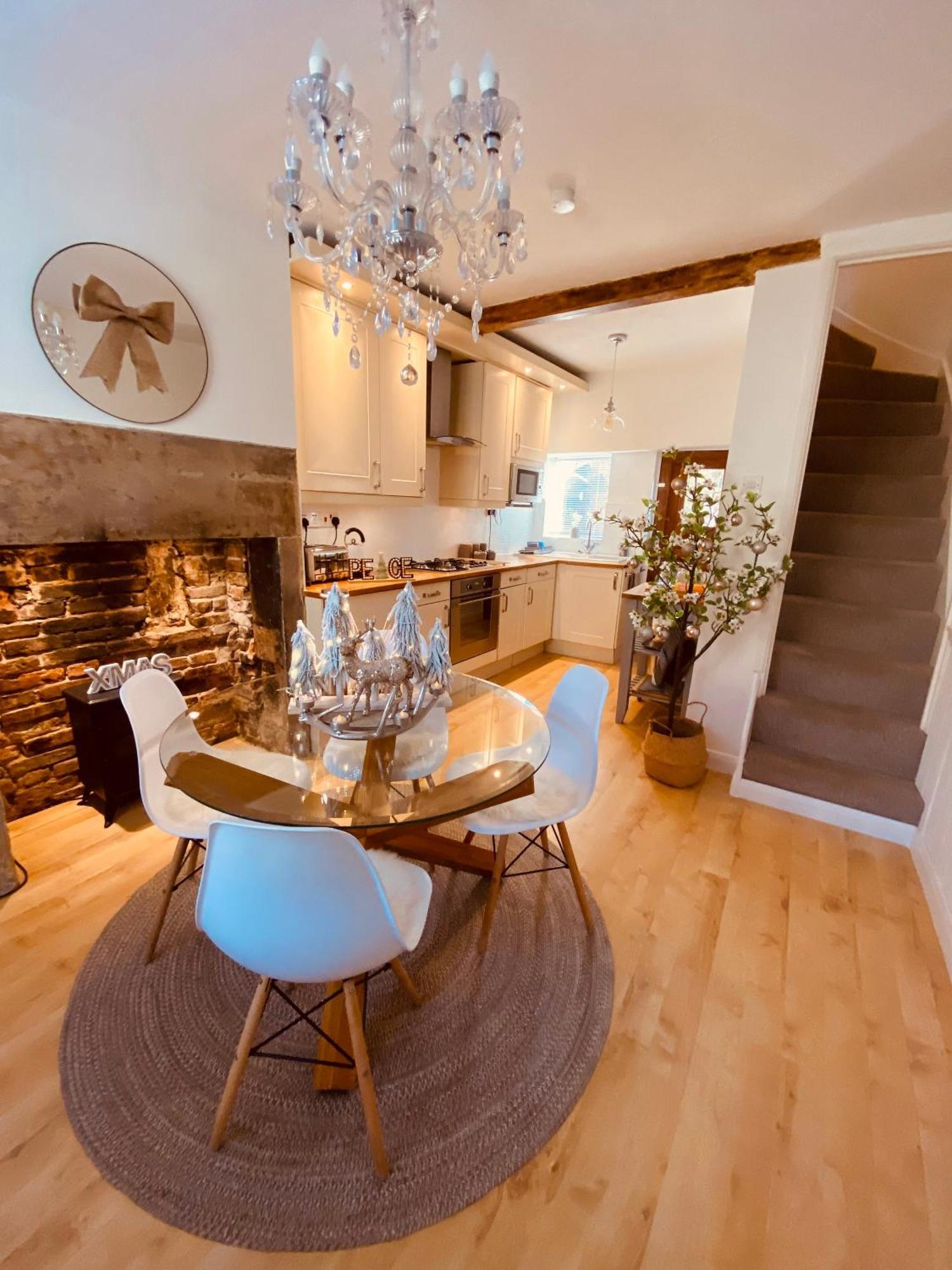 The Tenth House, Grade II Listed Georgian Town House, Wirksworth, Derbyshire, Peak District Cottage, Sleeps 4 Eksteriør bilde